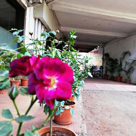 Hotel Veer Residency Panvel Dış mekan fotoğraf