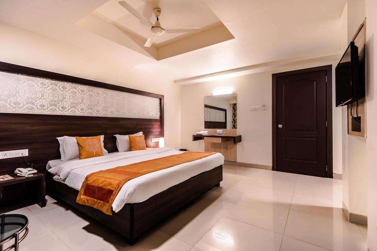 Hotel Veer Residency Panvel Dış mekan fotoğraf