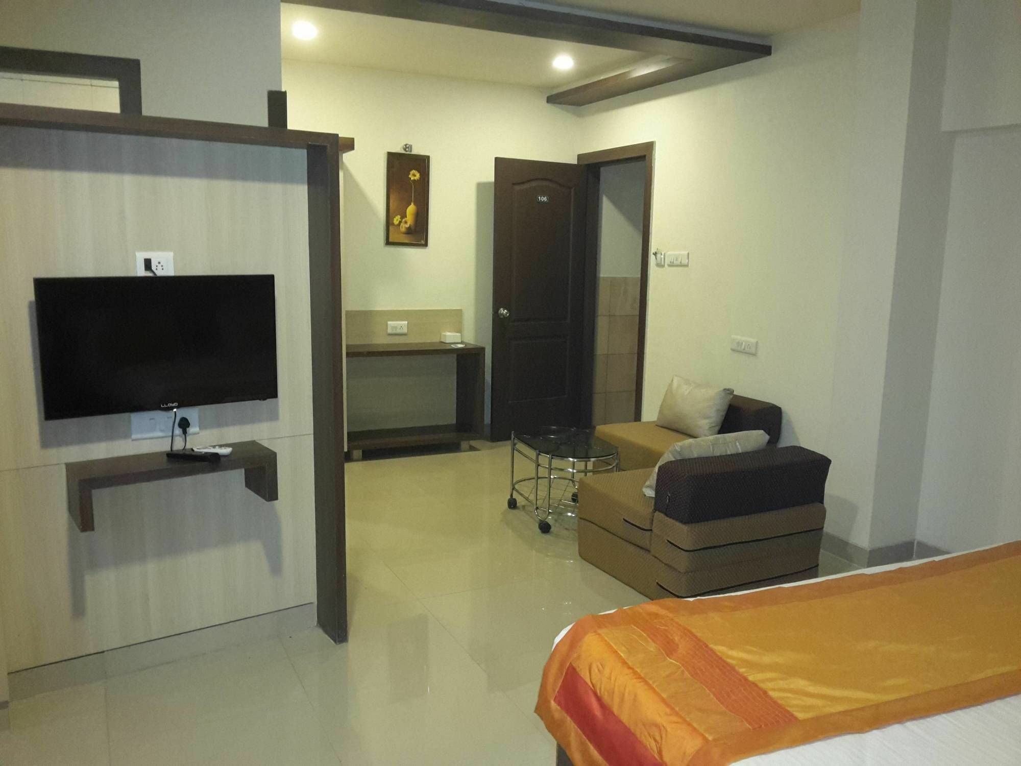 Hotel Veer Residency Panvel Dış mekan fotoğraf