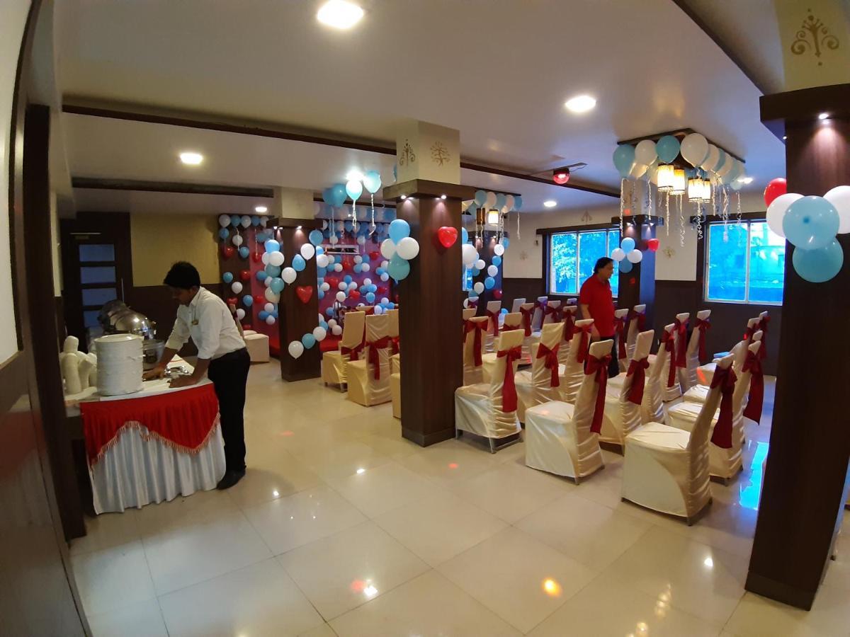 Hotel Veer Residency Panvel Dış mekan fotoğraf